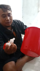 Ember Kran Bekas Eskrim