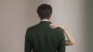 นาฬิกา แบรนด์ Taurus รุ่น 639 เงินหน้าปัดเขียว