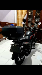 paketan box givi e20 dan breket nmax - pcx - adv -mio-beat - vario 110 125 150 160 - scopy - genio - freego - fazzio- x ride - fino - tiger - megapro - mx king - sonic - supra gtr - jupiter z mx - vega zr - supra 125 -blade - revo - vixion - byson - cb150