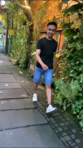 JEANS PENDEK PRI PINGGANG KARET