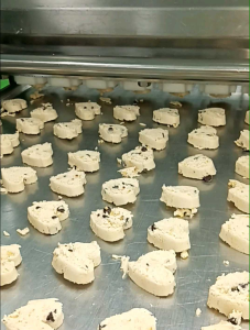 KLT Chocolate Chips with Crispy Oats Cookies 270gm