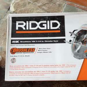 Ridgid 18-Volt Power Tool Cordless Brushless 7-1/4 in. Circular Saw (Tool Only)