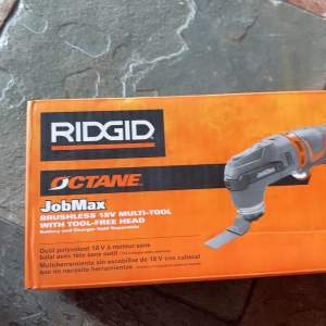 Ridgid 18-Volt OCTANE Cordless Brushless JobMax Multi-Tool with Tool-Free Head