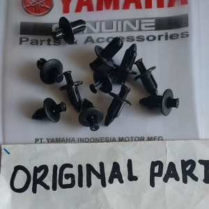 Baut Kancing Plastik Klip Rivet Body Yamaha R15R25 Nmax X-Max Aerox Lexi frego Original