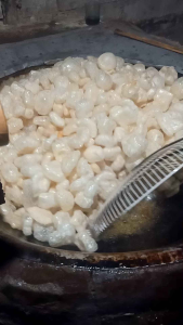 kerupuk kulit sapi 150 gram/snek/keripik/kerupuk/makanan/rambak/derokdok