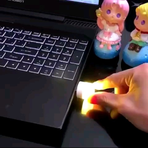 Lampu LED Mini USB Portable: Penerangan Hemat Energi untuk Baca Belajar Tidur