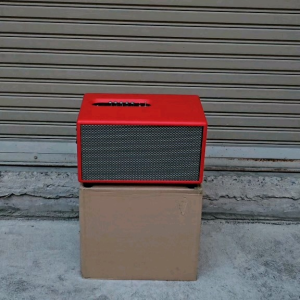 ลำโพงบลูทูธdiy พร้อมแบตในตัว ทรงแบนพาส ดอกซับHK6.5นิ้ว(1ดอก) ดอกกลาง3นิ้ว(2ดอก) ดอกแหลม2นิ้ว(2ดอก) แอมป์TB21 แบตเตอรี่LiFePo4 (6แอมป์) หุ้มหนังสีแดง