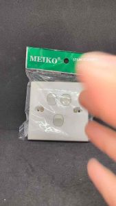 Saklar dinding Meiko On off 3 tombol vyba Bagus