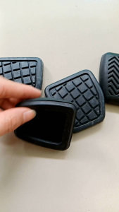 Karet Pedal Rem & Kopling Universal & Avanza