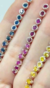 ต่างหูไพลิน พลอยแท้ 💯% เติมเต็ม พลอยเจียรเหลี่ยม ขนาด 3 มิล ไม่แพ้ไม่ลอกไม่คัน