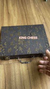 Quân cờ tướng gỗ kèm hộp bọc da sang trọng (có cả bàn da)