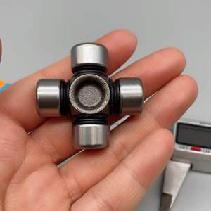 ลูกปืนยอยพวงมาลัย รถไถคูโบต้า  รุ่น L-1/L3408/L3608/L4508 /L4018   ขนาด (15มิล)