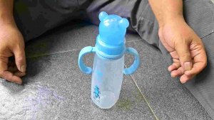 BOTOL SUSU BAYI LEHER LEBAR ADA GAGANG BABY MINITREE MOTIF PANDA  270 ML FEEDING