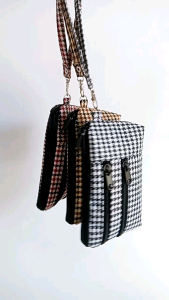 Dompet Panjang Wanita Tempat HP Uang & Kunci 3 Ruang