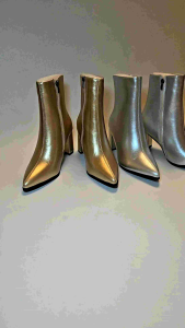 🇹🇭ร้านไทย🇹🇭 รองเท้าบู๊ทสั้นสีทอง สีเงิน สูง3นิ้วส้นหนา มีซิป (B8) พร้อมส่งจากกรุงเทพ