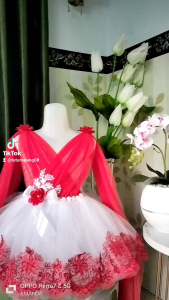 Mengenal Dress Megar Renda Merah & Free Bando Selutut