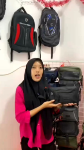 Tas Waistbag Pria Anti Air Resleting Waterproof PEGE Reyon Selempang Bahu Hitam Polos - PG 9098