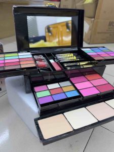 A79 Kit Makeup 7in1 Set Kosmetik untuk Wanita dengan Pelbagai Warna dan Alat Makeup