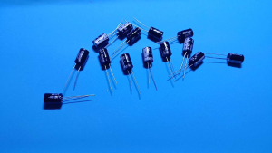 Tụ điện hóa 50V 100µF - Mua 20 tặng 10 - Mua 15 tặng 5 - Chính hãng 100% - Chất lượng ổn định - Hiệu suất cao - Giá tốt nhất - Siêu ưu đãi!