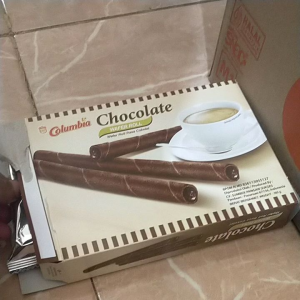 Wafer Roll Coklat Columbia 1 Box