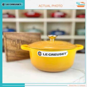 Le Creuset Authentic Cast Iron Round Casserole/Oven 20cm Made in France Nectar (w/ minor imperfection - see photos)