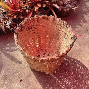 เข่งใบเบอร์ 3 รองใหญ่ 50 ล้าม หูจับสูง 15 นิ้ว กว้าง 19 นิ้ว ก้น 12 นิ้ว