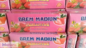 Brem Madiun Rasa Strawberry Khas Prihantini