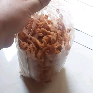 Keripik Usus Pedas Gurih 500 gr