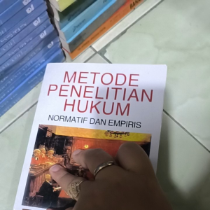 Metode Penelitian Hukum Normatif Dan Empiris