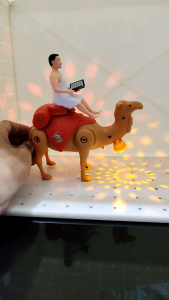 Mainan Unta Haji Desert Camel Berjalan Musik Sholowat