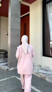 Setelan SYMA by Chatifa/Setelan Chatifa Terbaru/Setelan Linen Premium mix bordir/Setelan Katun Linen Rami/One Set Chatifa/One Set Premium Import/One Set Bangkok/Setelan Celana dan Atasan Bordir/Setelan Mewah Elegan/One Set Terbaru/One Set Busui Friendly