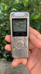 Máy ghi âm Olympus Voice-Trek V-801 – Ghi âm chất lượng cao nhỏ gọn tiện lợi