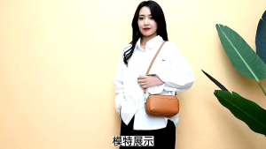 Araujo Tas Selempang Mini Wanita Muat Hp Konci Kosmetik Fashion Unik Wanita Remaja Kekinian | Sling Bag Cewek Bahan Semi Kulit Ala Korean Style