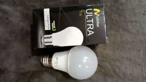 lampu LED 9watt cahaya putih dan terang bergaransi