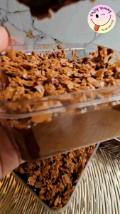 เค้กเฟยตินเฮเซลนัท เค้กช็อกโกแลตเข้มข้น chocolate cake Hazelnut Feuilletine ขนาด 350 กรัม กรุบ กรอบ