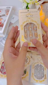 12 pcs KUKU PALSU 3D / 12 pcs KUKU PALSU PENGANTIN FREE LEM TINGGAL TEMPEL