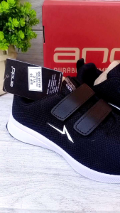 SEPATU SEKOLAH ANAK LAKI-LAKI PEREMPUAN TK SD PEREKAT VELCRO SIZE 29-32 HITAM PUTIH - SEPATU ANDO REBECCA MIA EMILLIA -SEPATU SEKOLAH ANAK LAKI-LAKI PEREMPUAN - SEPATU ANDO NITTA VELCRO
