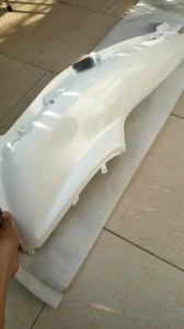 Ốp sườn bên trái sh việt from ý màu trắng