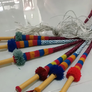 Pecut Kepangpecut Senar: Alat Musik Tradisional untuk Acara Hiburan