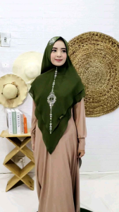 Jolimo Collection: Khimar Syari Ceruty Premium Zayna Swarosky