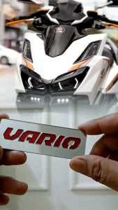 Garnish Reflektor Spakbor Dua Warna Vario 160 | Reflektor Spakbor Belakang Vario 160