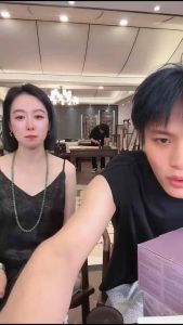 (🇸🇬 Ready Stock)肌肤未来377美白淡斑面霜30g SKYNFUTURE 377 Whitening Spots Cream Summer Refreshing Brightening Tone Moisturizing