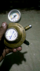 REGULATOR KOMPOR GAS (REKONDISI/SEKEN/BEKAS)KONDISI SEPERTI GAMBAR DAN NORMAL