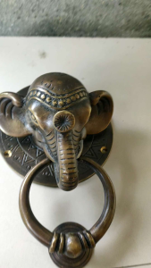 Ketukan Pintu Rumah Kuningan Antik Motif Gajah Thailand 1 Pcs