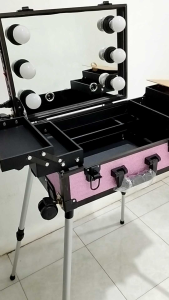 Koper Make Up Berkualitas: Mengenal Beautycase Musik Bluetooth