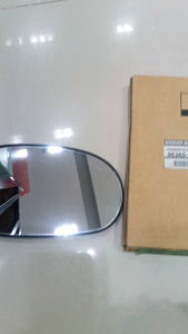 เนื้อกระจกมองข้าง ด้านขวา Nissan Sunny Neo 1.6-1.8 ปี 2001-2006  ของแท้ Nissan