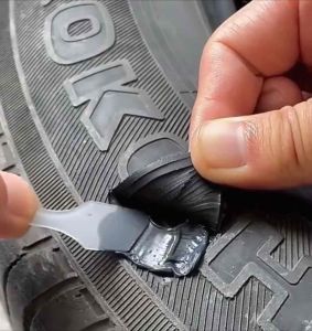 กาวซ่อมยางรถยนต์สีดำ คุณภาพสูง ซ่อมรอยฉีกขาด กาวติดแน่น ปะรอยแตกปริ แก้ไขรอยแตก/รอยบุบทุกยาน