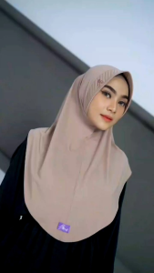 Hijab Jilbab Olahraga & Kerudung Jersey Instan Terlaris 2024