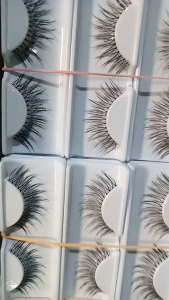 Bulu Mata Palsu Natural Kode Artisan R.41 Lusinan 12pasang