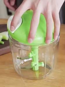 เครื่องปั่น บด ปั่นพริก ปั่นกระเทียม Mini esy pull kitchen